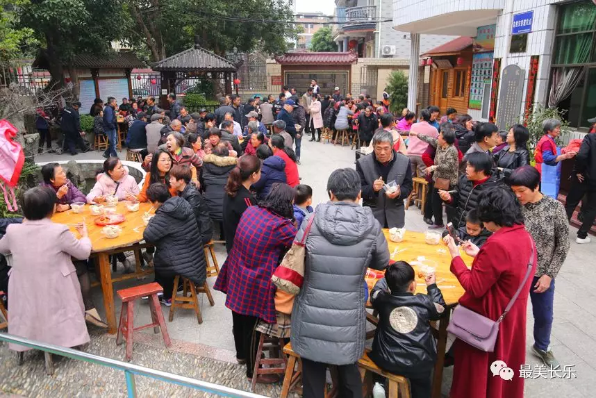 搓著湯圓長知識，這樣過節(jié)有意思......