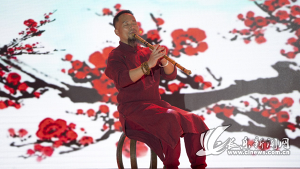 梅花鎮(zhèn)舉辦2019年農(nóng)村社會(huì)工作試點(diǎn)項(xiàng)目匯報(bào)演出