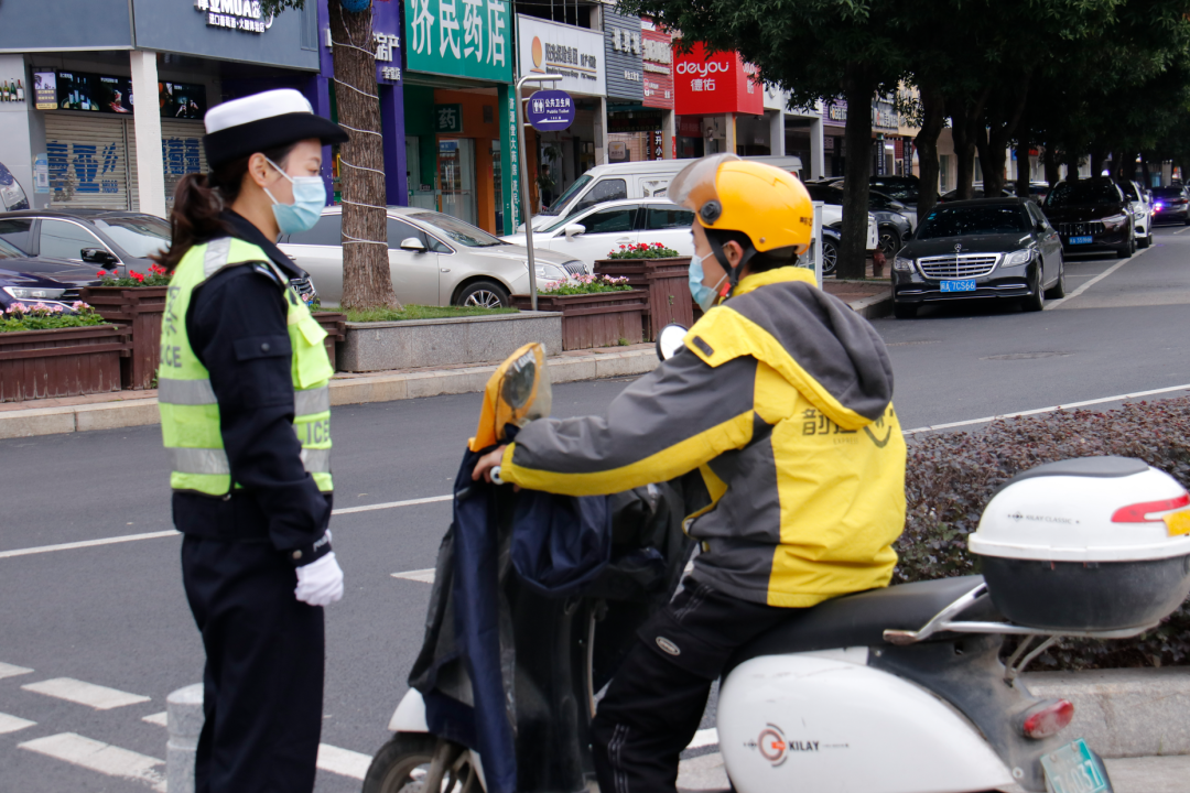 新春走基層丨春節(jié)假期，他們的身影讓人心安