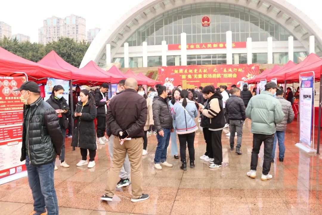 60多家企業(yè)！6000余個(gè)崗位！今天這場(chǎng)招聘會(huì)“供需兩旺”！