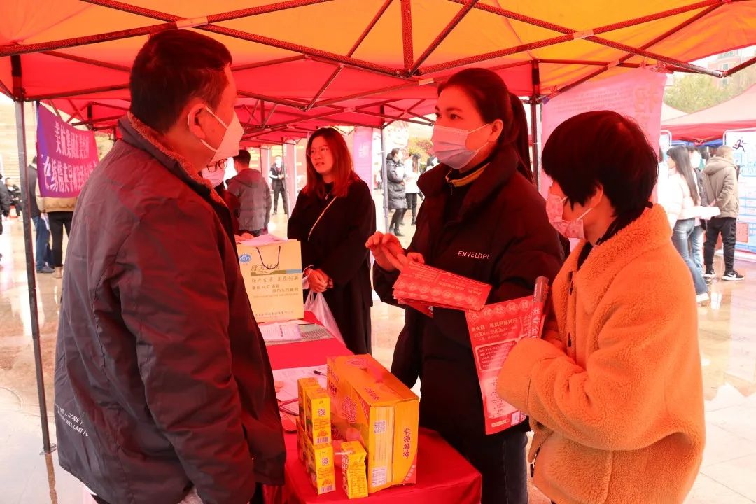 60多家企業(yè)！6000余個(gè)崗位！今天這場(chǎng)招聘會(huì)“供需兩旺”！