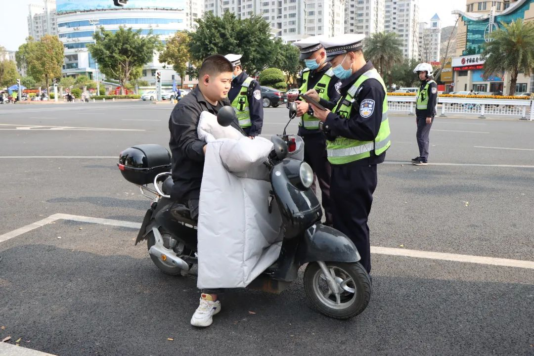 前方高能！長(zhǎng)樂開啟“空中巡邏” 交通違法“秒取證”……