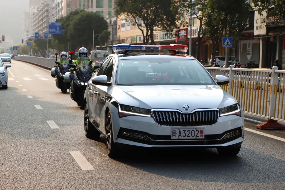 前方高能！長(zhǎng)樂開啟“空中巡邏” 交通違法“秒取證”……