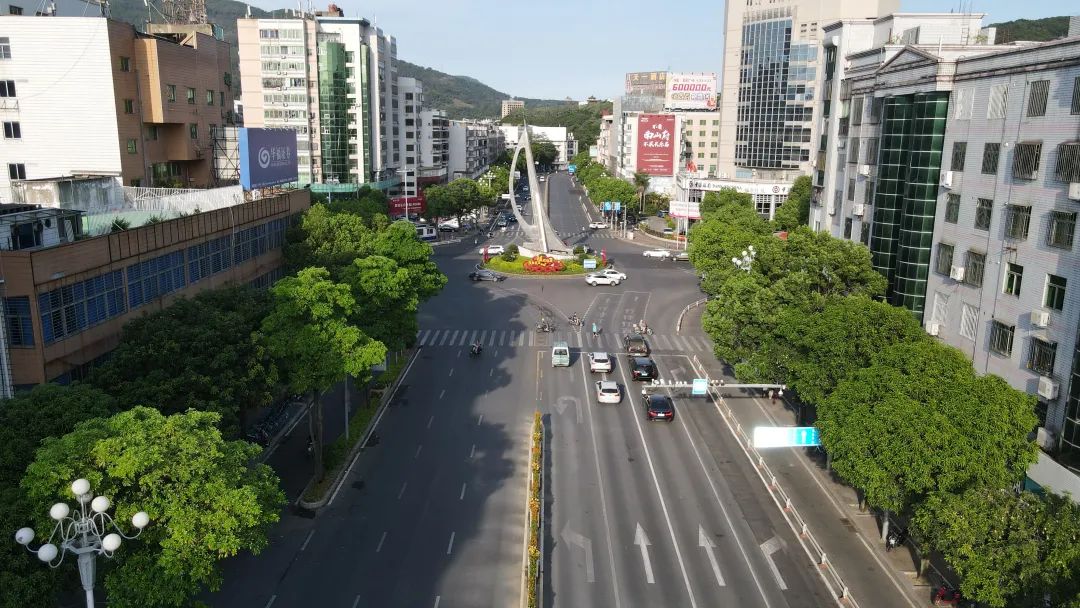 民聲零距離|| 綠燈時(shí)間太短？長(zhǎng)樂(lè)交警：調(diào)整！