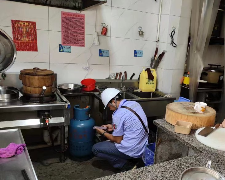 守護(hù)“煙火氣”！他們這樣擰緊“安全閥”