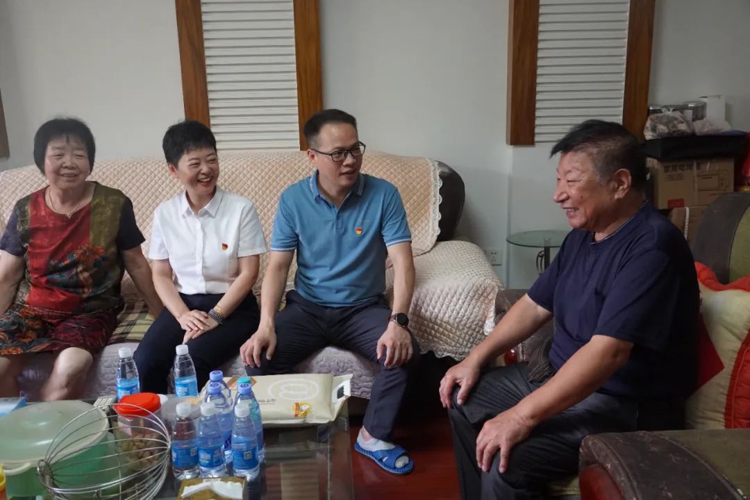 《人民日報》報道！長樂這位社區(qū)書記做了啥？