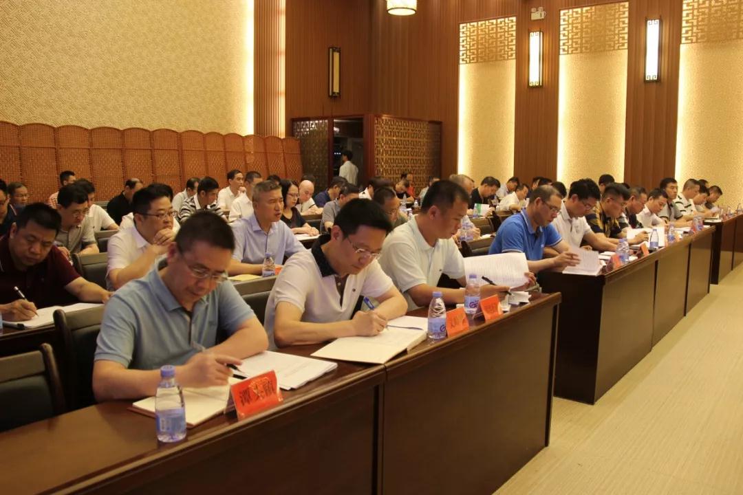 區(qū)委常委會(huì)會(huì)議召開(kāi)