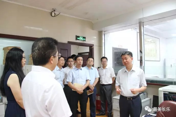 區(qū)領(lǐng)導開展“不忘初心、牢記使命”主題教育調(diào)研活動