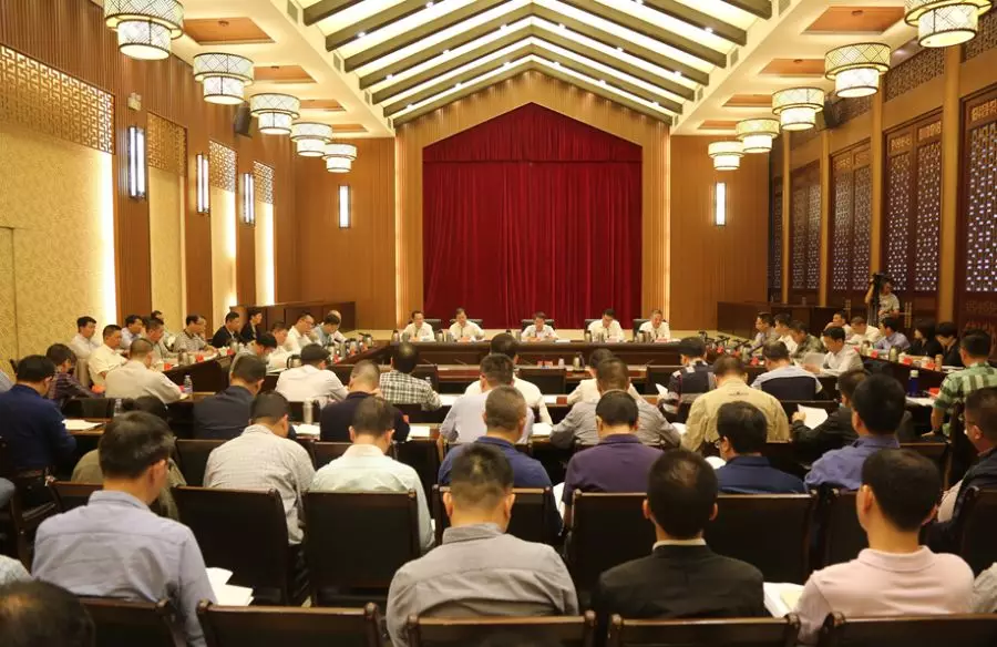 如何繼續(xù)當好經濟發(fā)展排頭兵，區(qū)領導提出這些要求……