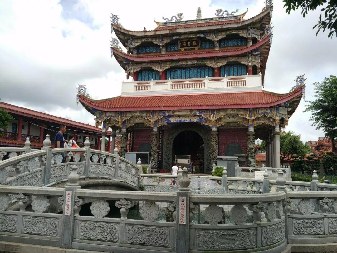 區(qū)領(lǐng)導(dǎo)調(diào)研“顯應(yīng)宮”提升改造項(xiàng)目