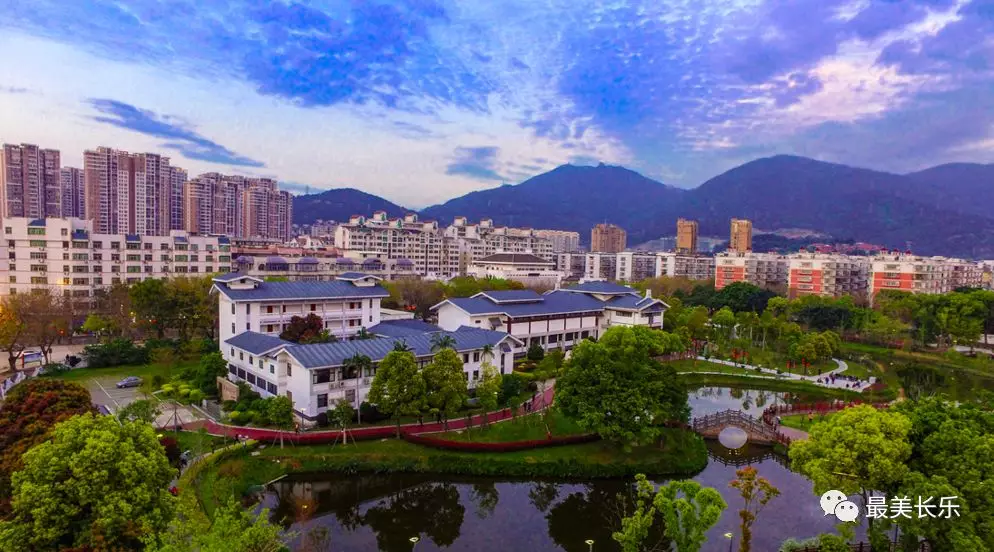 中共福州市長(zhǎng)樂(lè)區(qū)委五屆十六次全會(huì)召開(kāi)