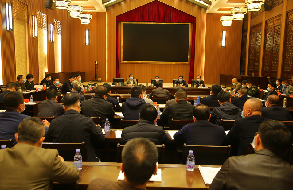 區(qū)委常委會會議召開，傳達學(xué)習(xí)習(xí)近平總書記重要講話和重要文章精神