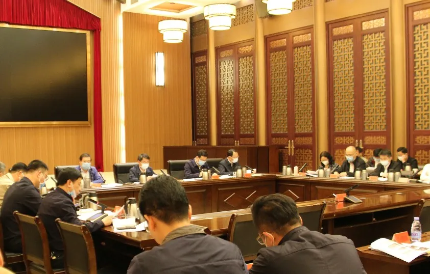 我區(qū)部署安全生產工作，區(qū)領導強調了……