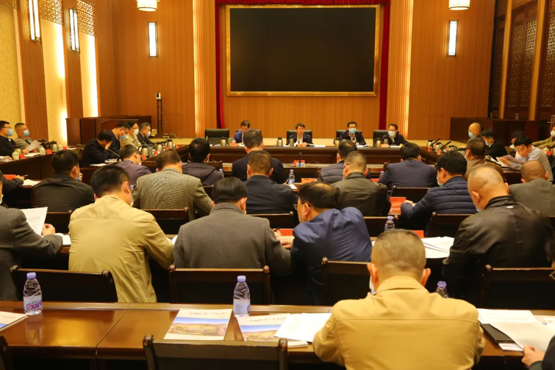 區(qū)委常委會(huì)會(huì)議召開，傳達(dá)學(xué)習(xí)貫徹習(xí)近平總書記重要講話精神和回信精神