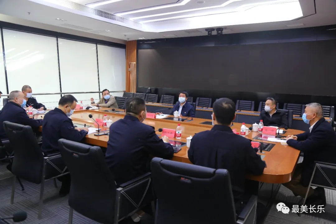區(qū)領(lǐng)導(dǎo)開展疫情防控社會(huì)穩(wěn)定工作專題調(diào)研