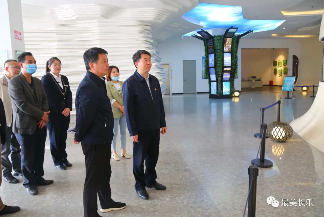 區(qū)領(lǐng)導(dǎo)調(diào)研閩江河口濕地