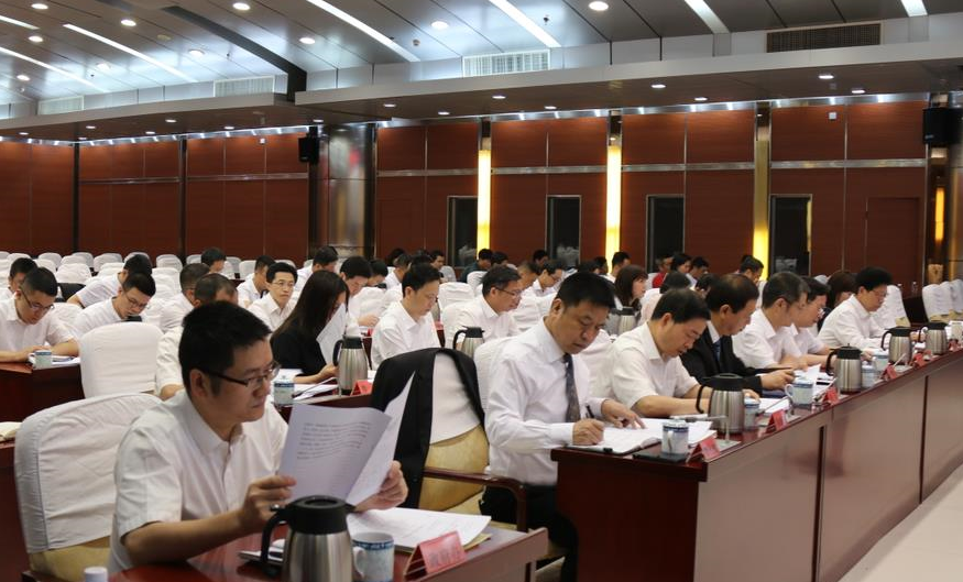 長樂區(qū)人大常委會(huì)出臺(tái)《福州市長樂區(qū)人大常委會(huì)關(guān)于加強(qiáng)房屋安全和裸房整治工作的決定》