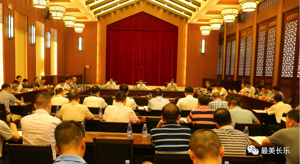 區(qū)委常委會會議召開 傳達學習貫徹習近平總書記重要講話精神和賀信精神