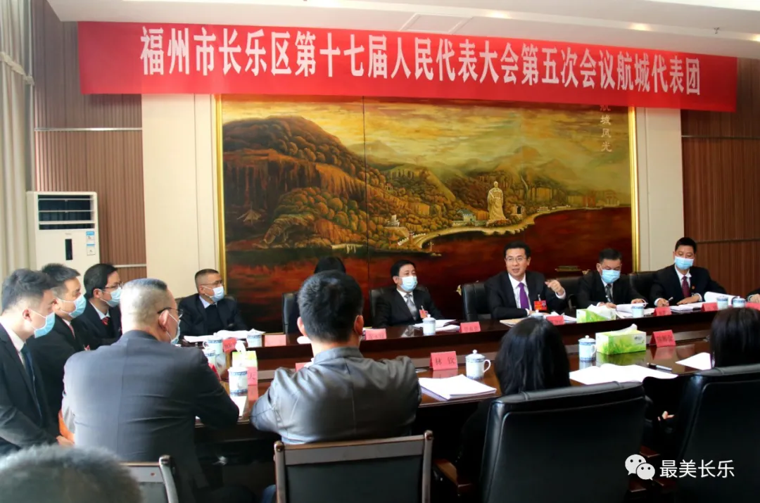 區(qū)領(lǐng)導(dǎo)看望人大代表：議大事、聽民聲、應(yīng)民意