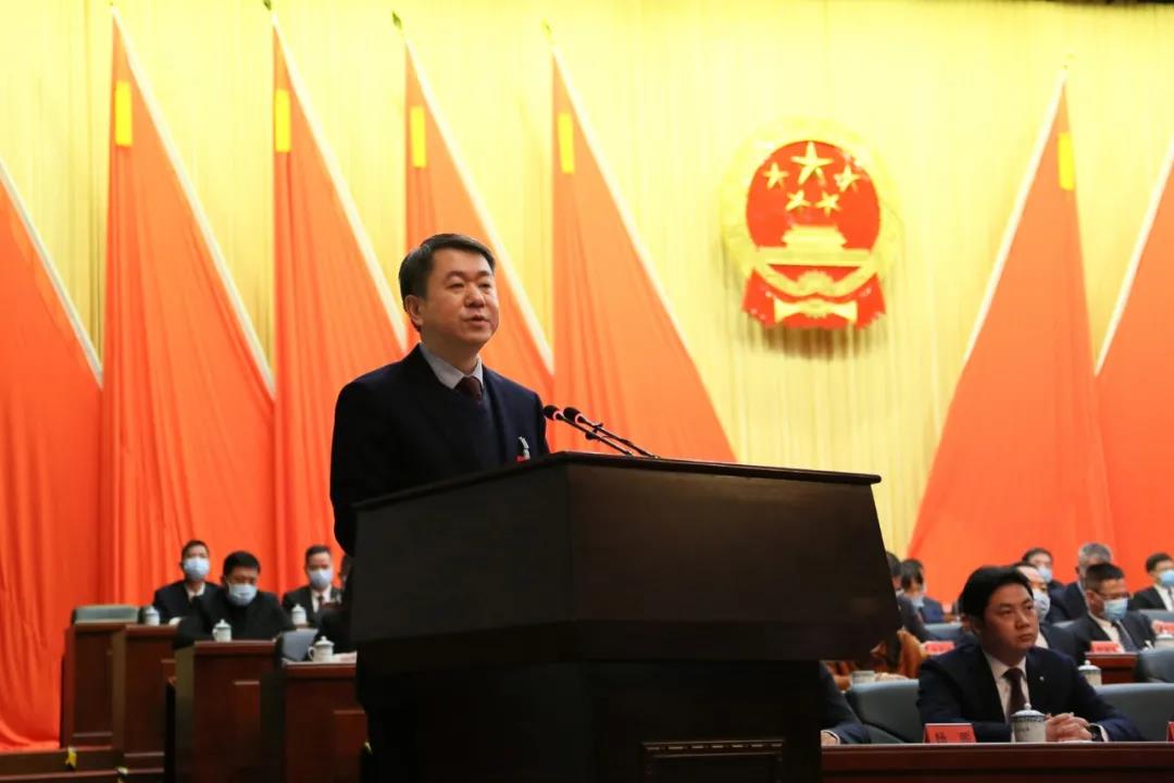 昨天下午，長(zhǎng)樂區(qū)十七屆人大五次會(huì)議勝利閉幕!