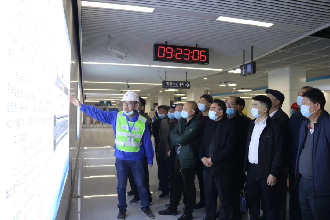 【網(wǎng)絡(luò)中國節(jié)·春節(jié)】我區(qū)舉行2021年老干部新春團(tuán)拜會(huì)