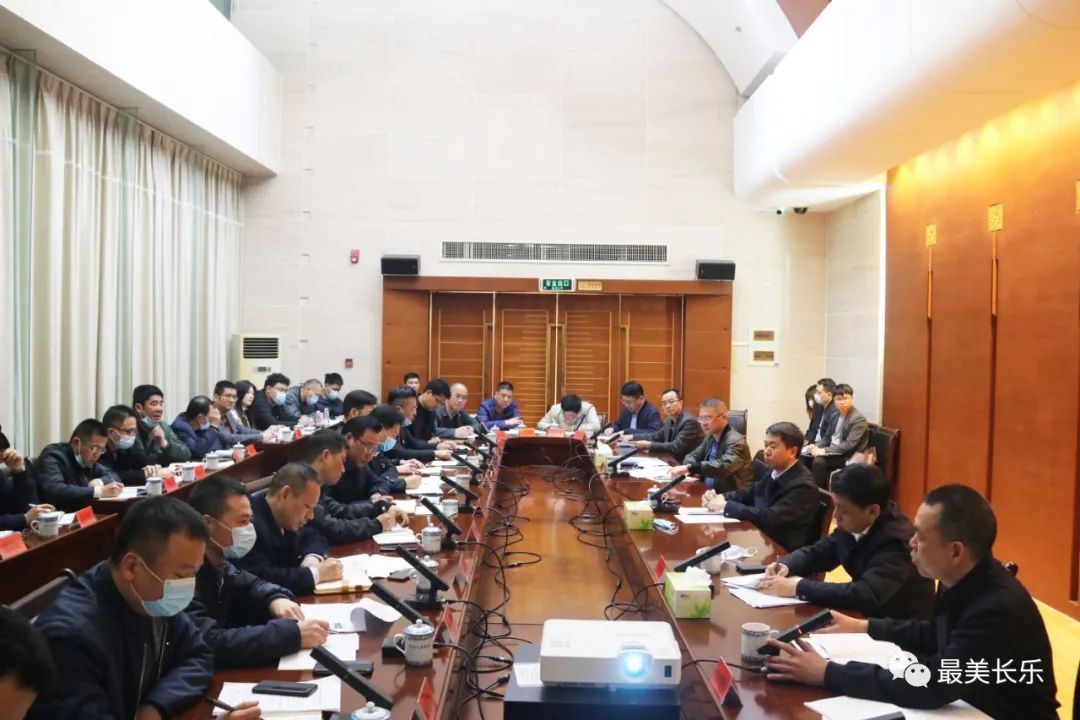 機(jī)場(chǎng)高速、繞城高速及擁軍路沿線環(huán)境整治提升工作推進(jìn)會(huì)召開(kāi)
