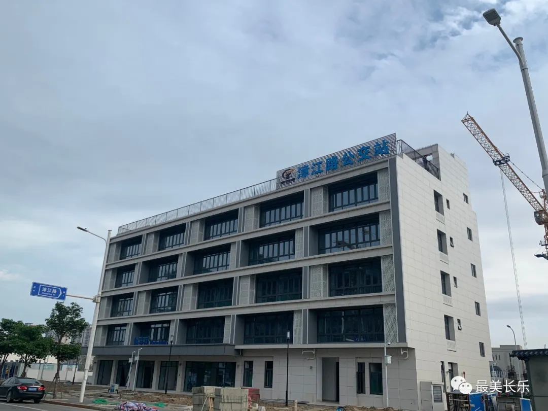 濱海新城：全力加快公交配套設(shè)施建設(shè) 迎接數(shù)字中國(guó)建設(shè)峰會(huì)召開(kāi)