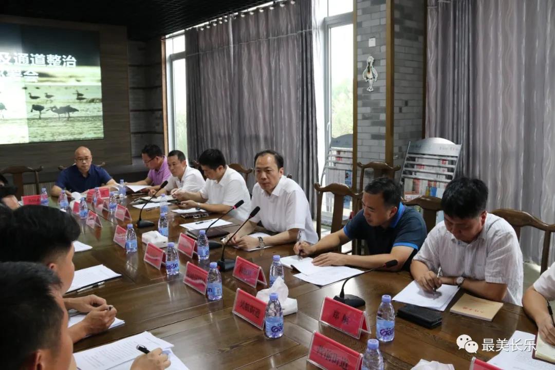 區(qū)領導帶隊檢查世遺大會參觀點及通道整治工作