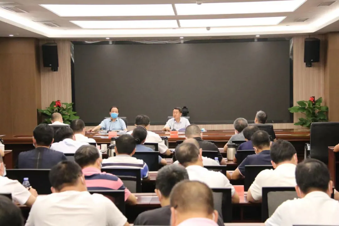 ?全區(qū)疫情防控工作會(huì)議召開