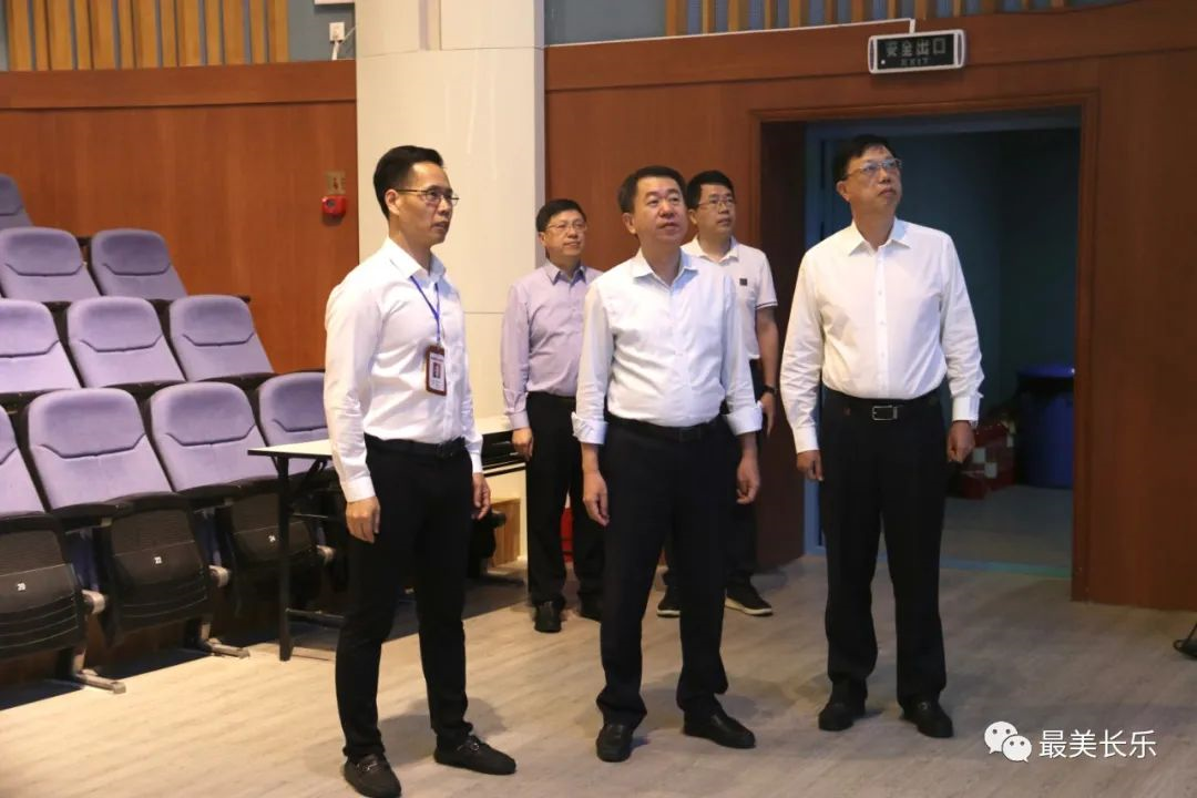 區(qū)領(lǐng)導(dǎo)調(diào)研長(zhǎng)樂(lè)融媒體中心