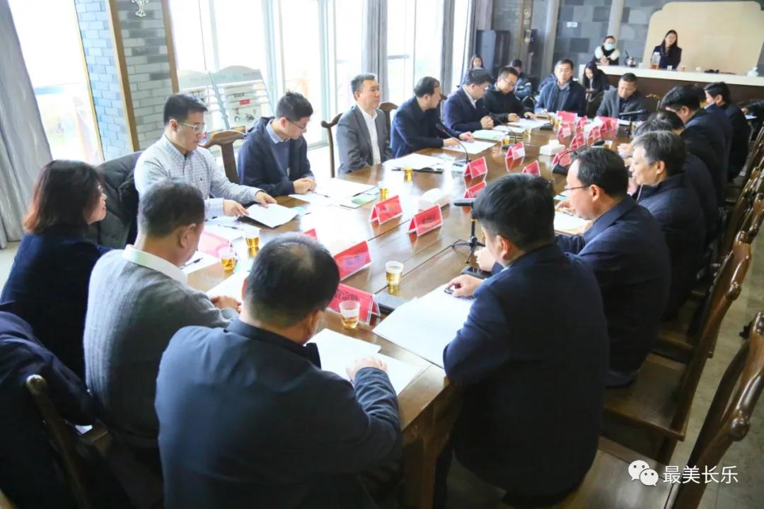 中國(guó)工程院院士專家考察團(tuán)來(lái)航考察
