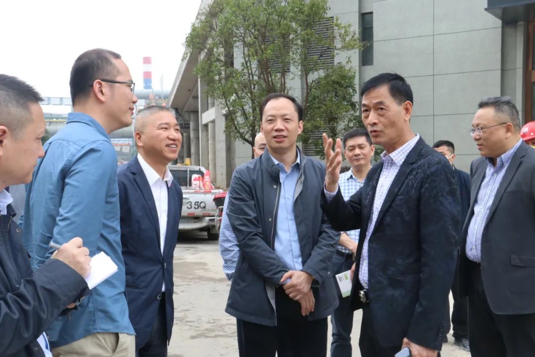 改革動態(tài)|區(qū)領(lǐng)導(dǎo)帶隊走訪調(diào)研工業(yè)龍頭企業(yè)