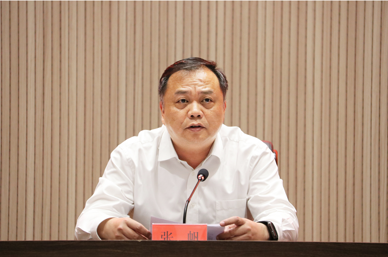 區(qū)委理論學習中心組學習（擴大）會議召開