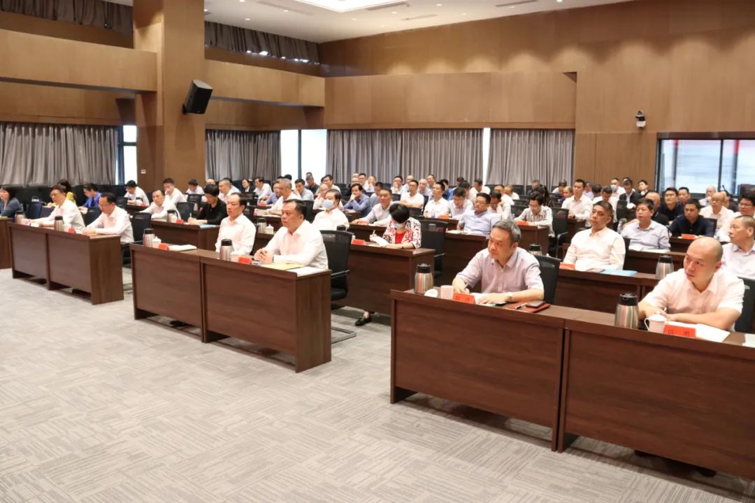 區(qū)委理論學習中心組學習（擴大）會議召開