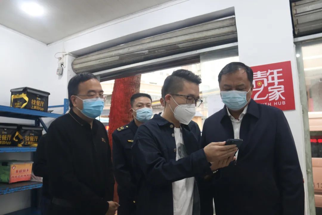 張帆檢查指導疫情防控工作