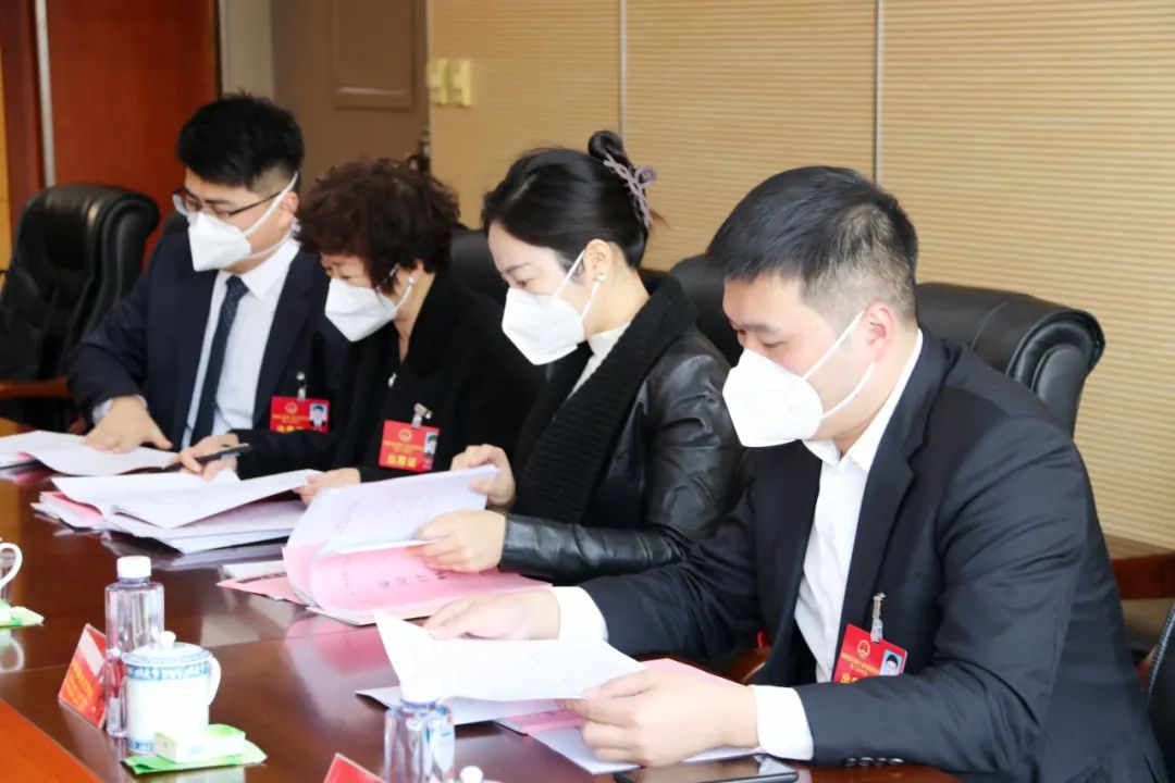 懷揣民聲“有備而來”！人大代表報(bào)到