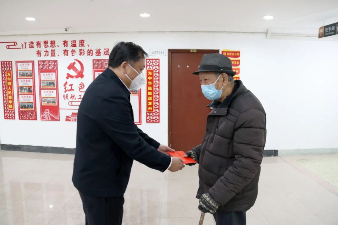 張帆帶隊(duì)開展春節(jié)期間走訪慰問