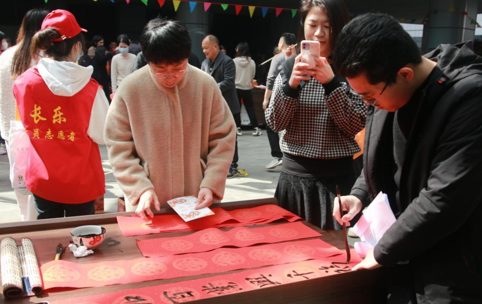 【網(wǎng)絡(luò)中國節(jié)·春節(jié)】熱鬧不停！精彩不斷！長樂這里年味兒濃！