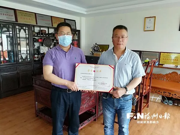 陳振興：誠(chéng)信經(jīng)商 守信為人