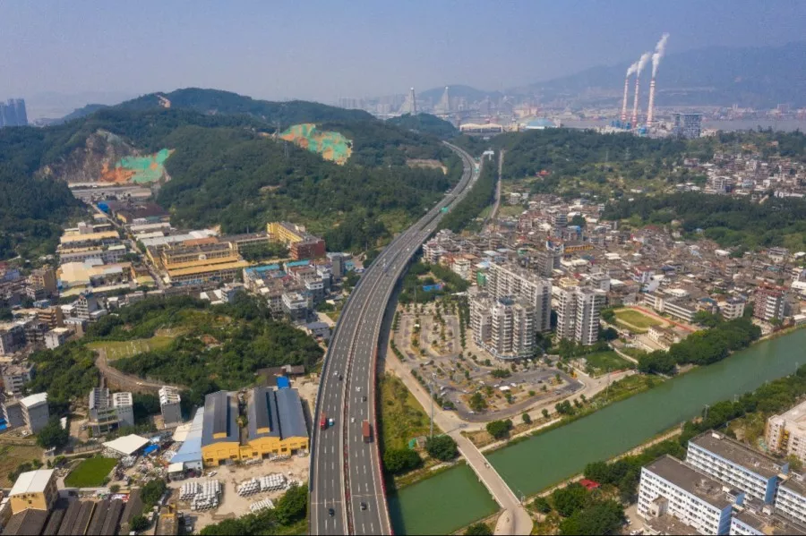 【沙場(chǎng)秋點(diǎn)兵】福州機(jī)場(chǎng)高速林蔭大道（長(zhǎng)樂段）全面完工，大美吳航喜迎八方賓客！