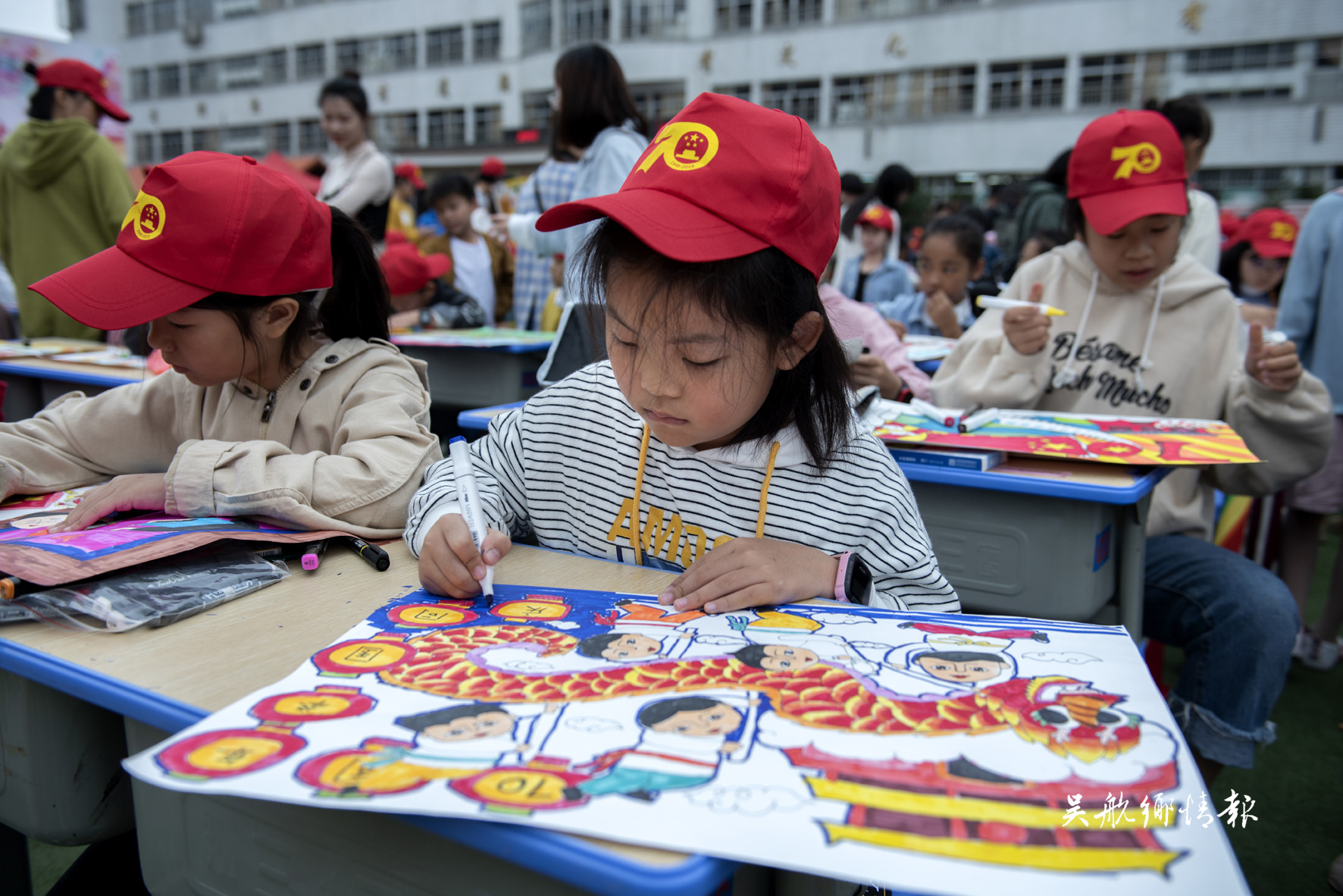 我區(qū)舉辦中小學生千人現(xiàn)場書畫大賽