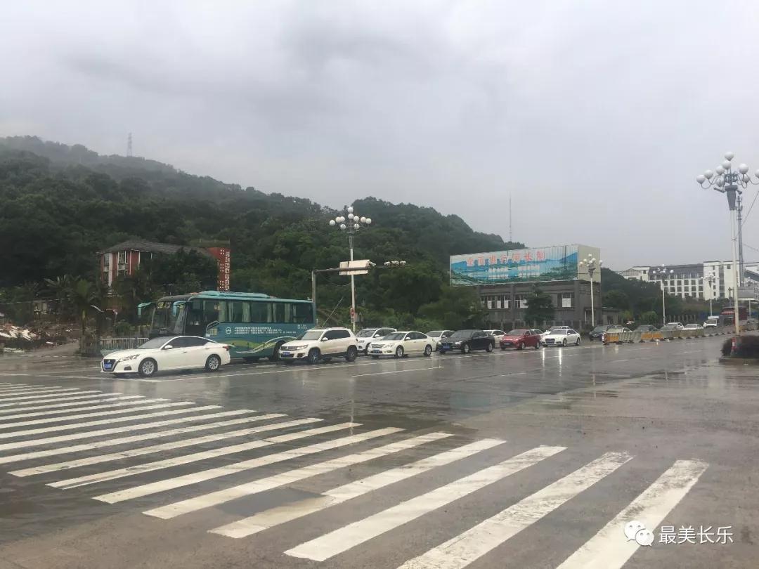 端午佳節(jié)劃龍舟，交通出行要注意！