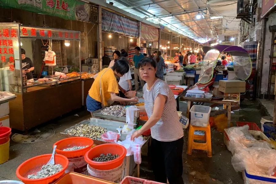 河下街農(nóng)貿(mào)市場升級改造啦！期待新“顏值”……