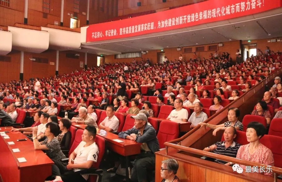精彩！這場公演吸引了近千人，你來了嗎？