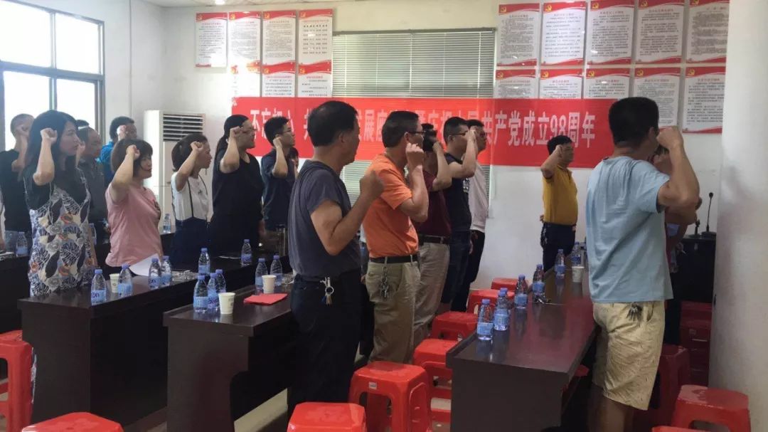 關(guān)湖邊社區(qū)“學習強國”成潮流，覆蓋率114%！一起進來看一看 