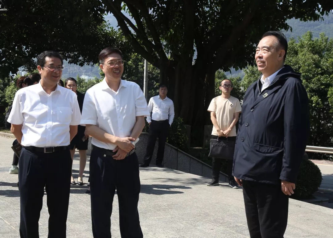 著名導(dǎo)演陳凱歌回鄉(xiāng)：“我是長樂人，我永遠(yuǎn)記得自己的根。”