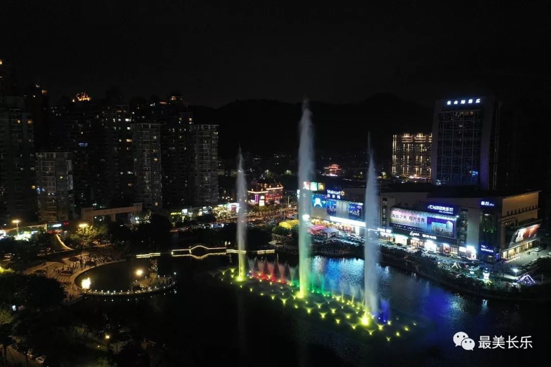 【網(wǎng)絡(luò)述年】好消息！長山湖音樂噴泉將持續(xù)6天播放，具體時(shí)間是……