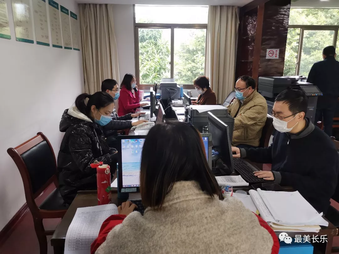 用堅(jiān)守?fù)?dān)當(dāng)，保障人民群眾生命安全 ——長(zhǎng)樂疫情防控工作應(yīng)急指揮部的“那些事”