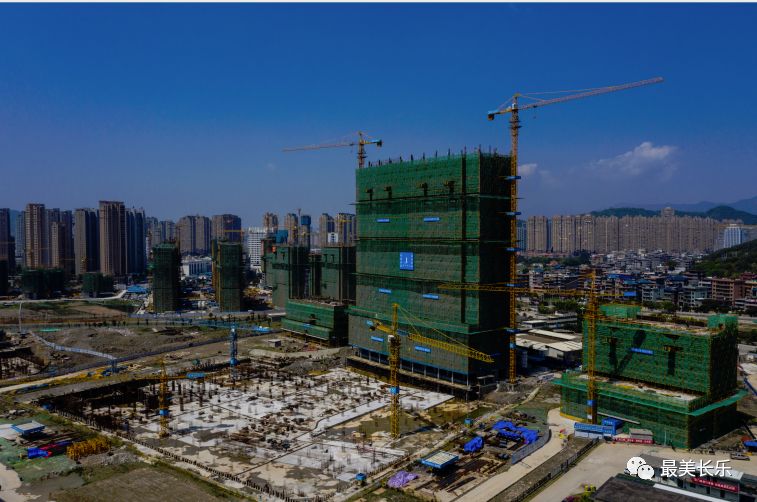 區(qū)人民醫(yī)院項(xiàng)目復(fù)工率達(dá)7成，計(jì)劃2021年全面竣工！