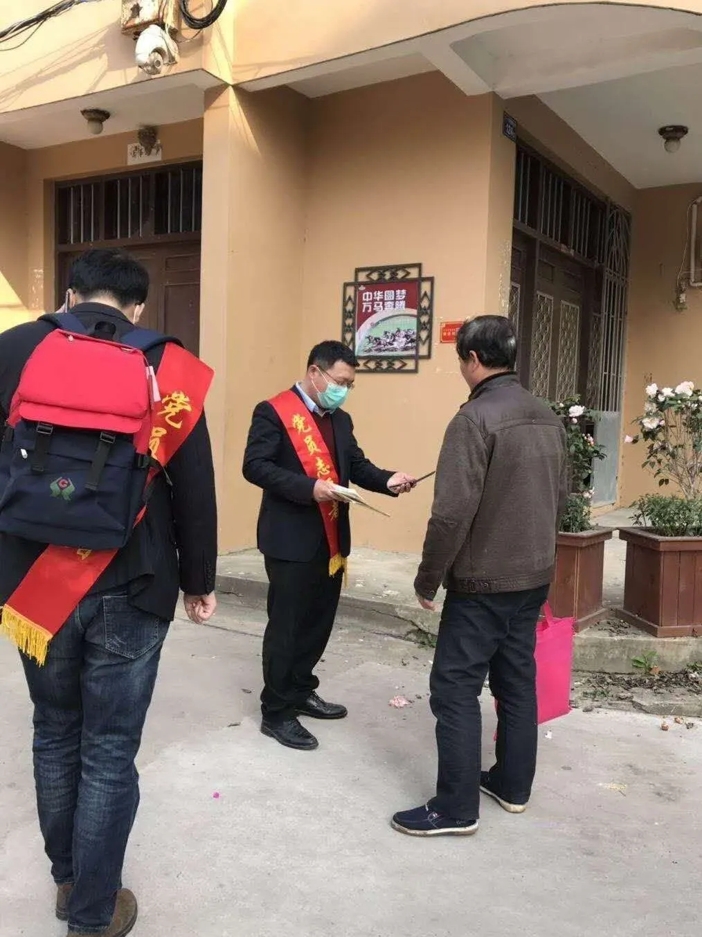 助力優(yōu)化營商環(huán)境，他們有“溫度”、有“速度”……